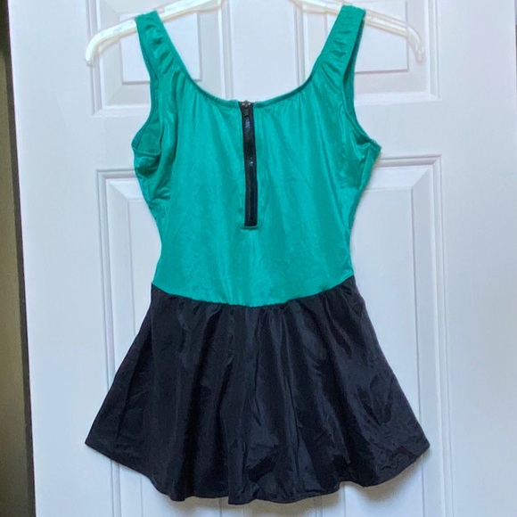 Sun Streak Other - 🔥PRICE DROP One Piece Swimsuit Jade color S12 NWT